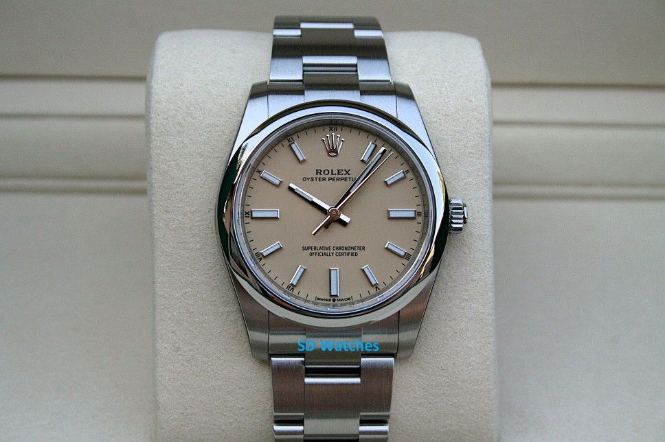 ROLEX 124200 OYSTER PERPETUAL 34MM WATCH BEIGE DIAL NIB - T6553