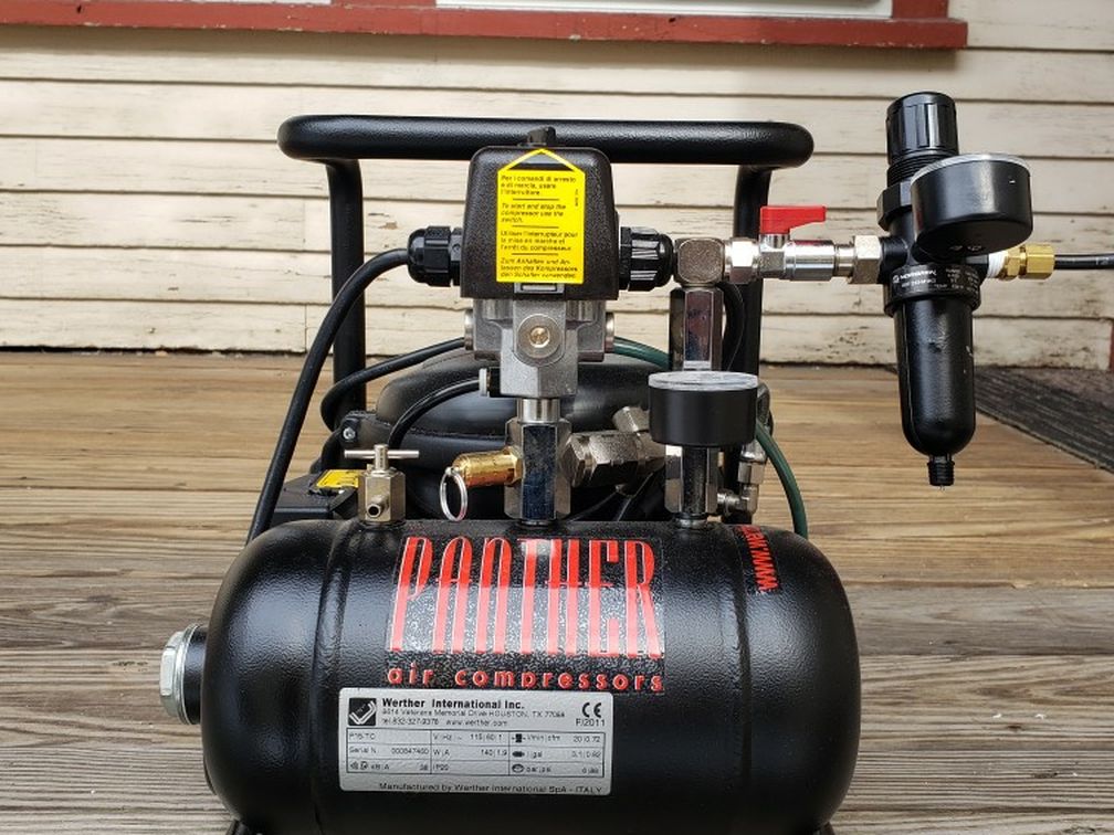NEWPORT Air Compressor, Low Noise, 3.5 Liter Capacity, 110 VAC MODEL: ACGP