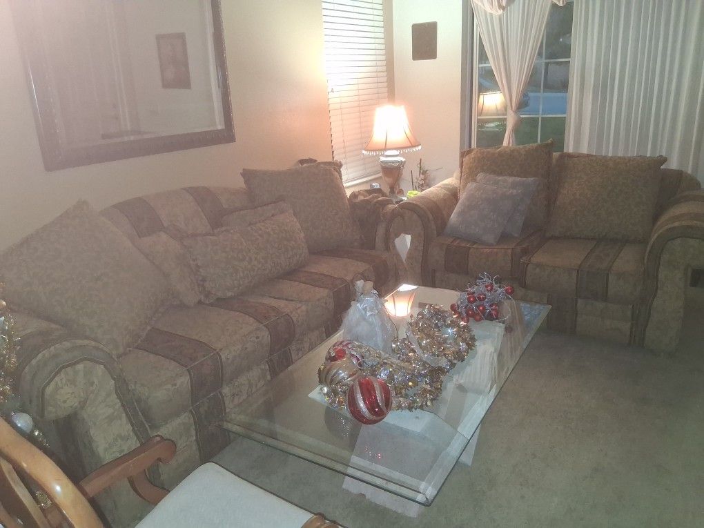 Sofas Set