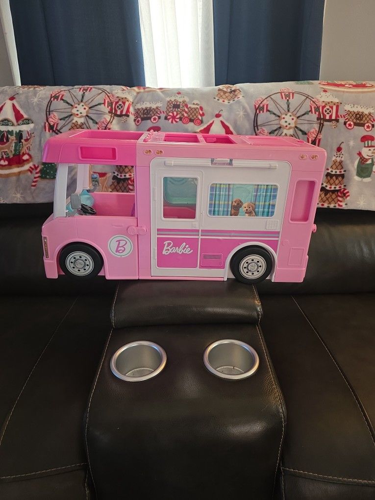 Barbie Camper