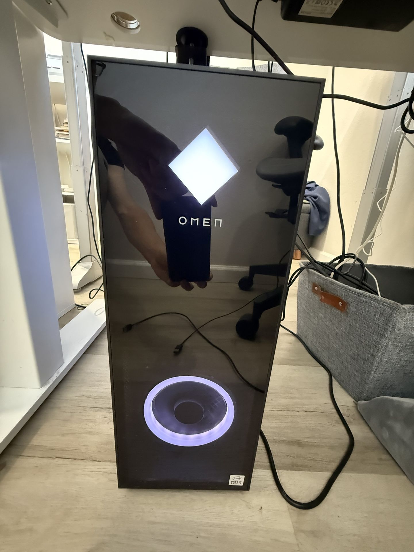 HP OMEN 30L 2H4A2AV Gaming Desktop