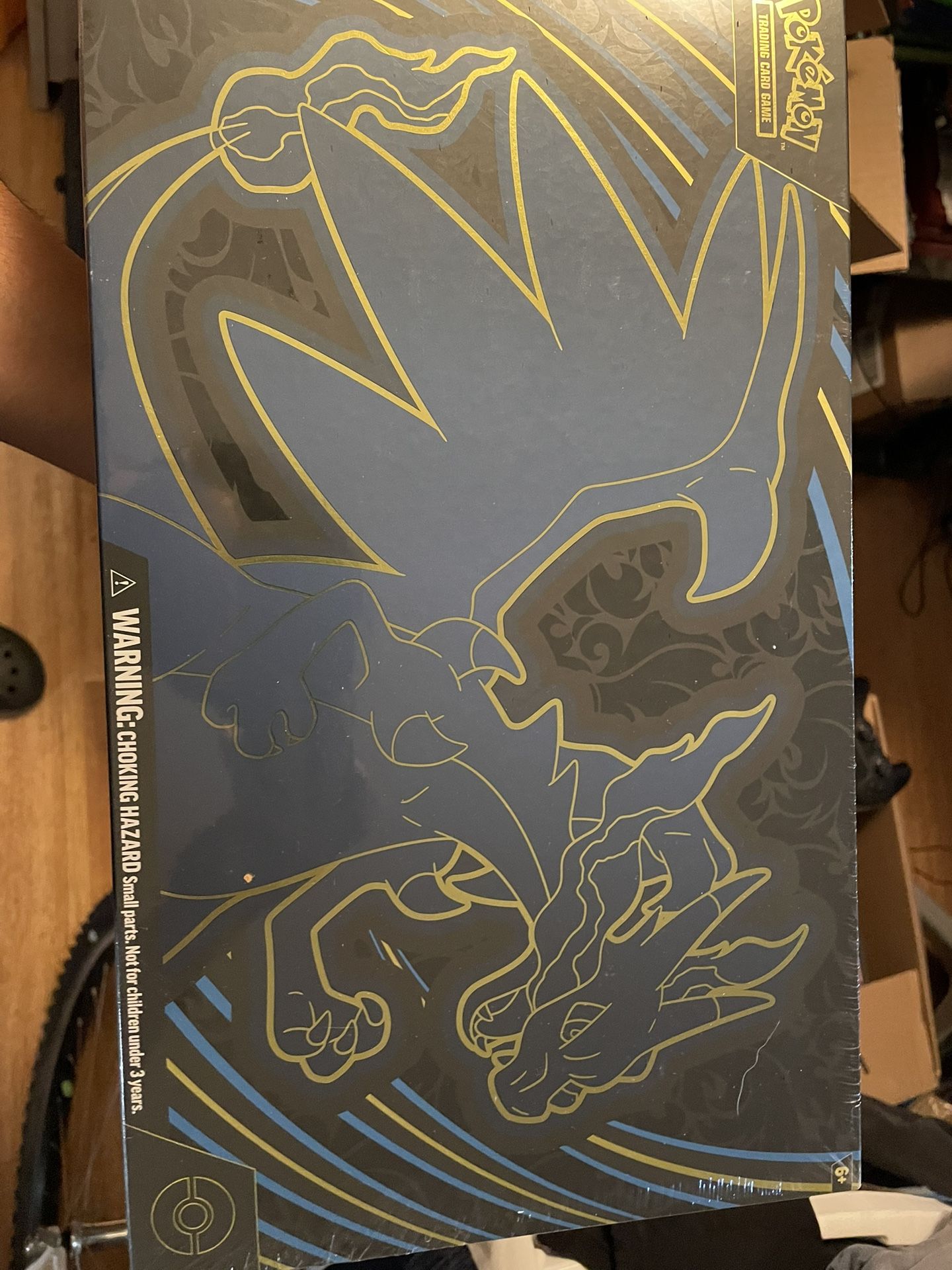 Pokemon Mega Charizard Ultra Premium Collection Box