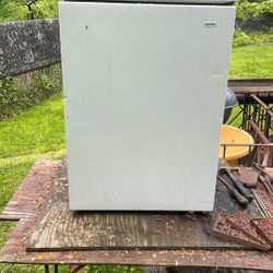 Kenmore Refrigerator 