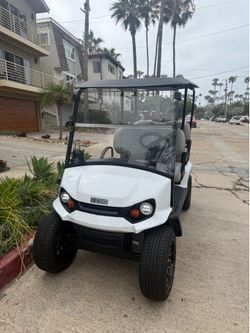 2022 EZGO golf cart Elite