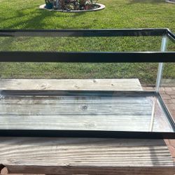 Tank/terrarium