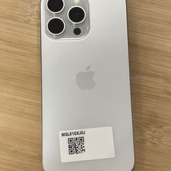 iPhone 15 Pro Max Fully Unlocked 