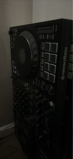 Pioneer DJ board