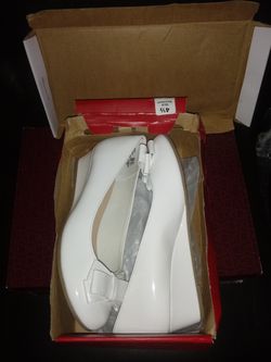 Girls wedges size 4 1/2