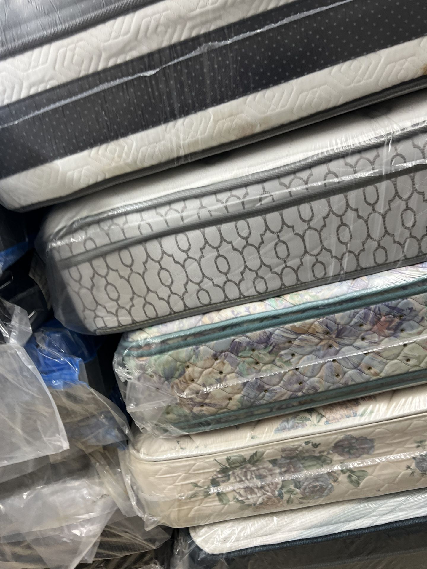 Affordable Queen Mattress and Boxspring 