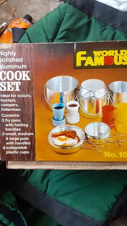 WORLD FAMOUS COOK SET