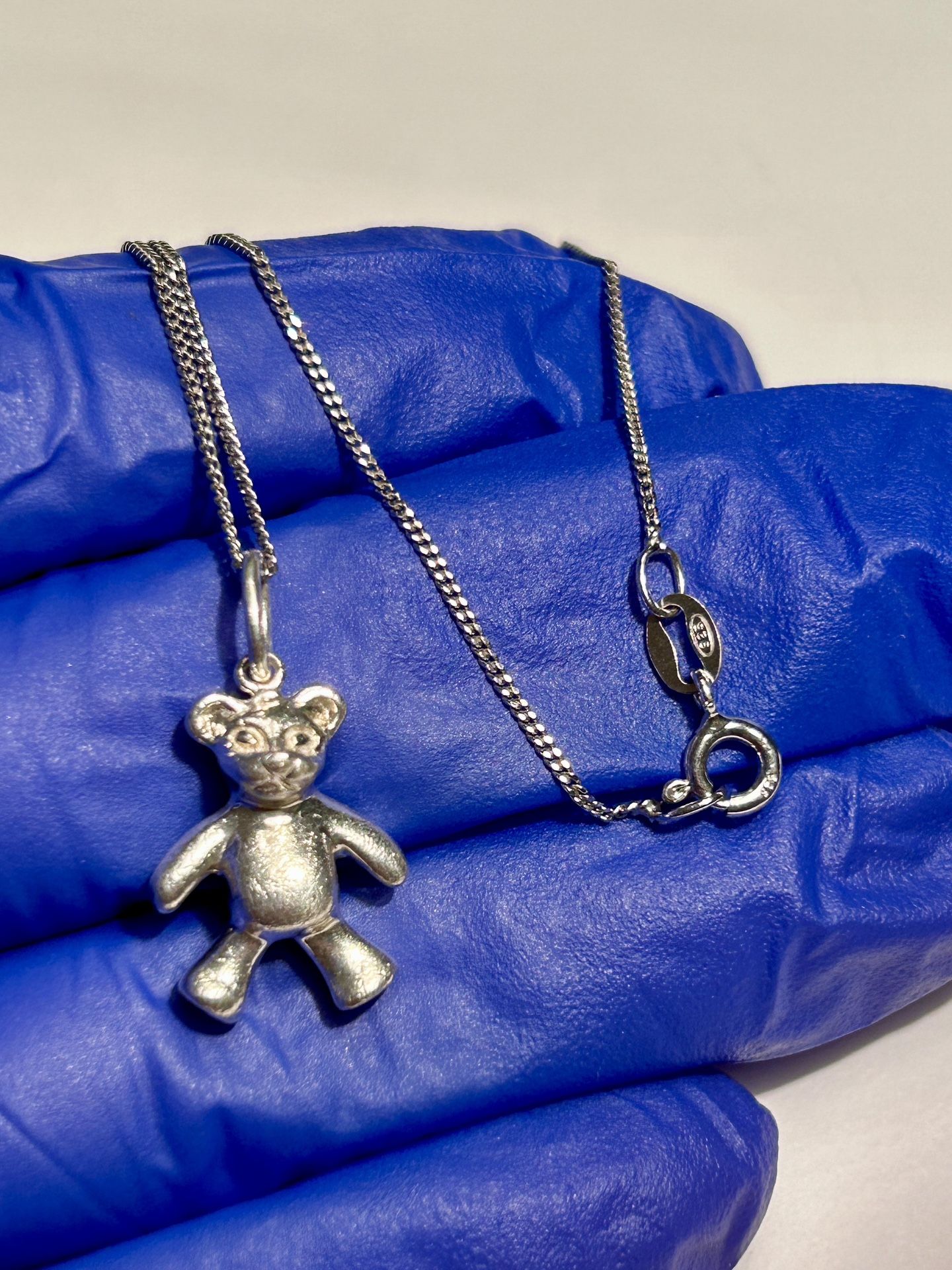 925 Sterling Siver Bear charm necklace 18”