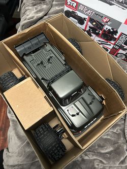 1/10 ARRMA OUTCAST 4S