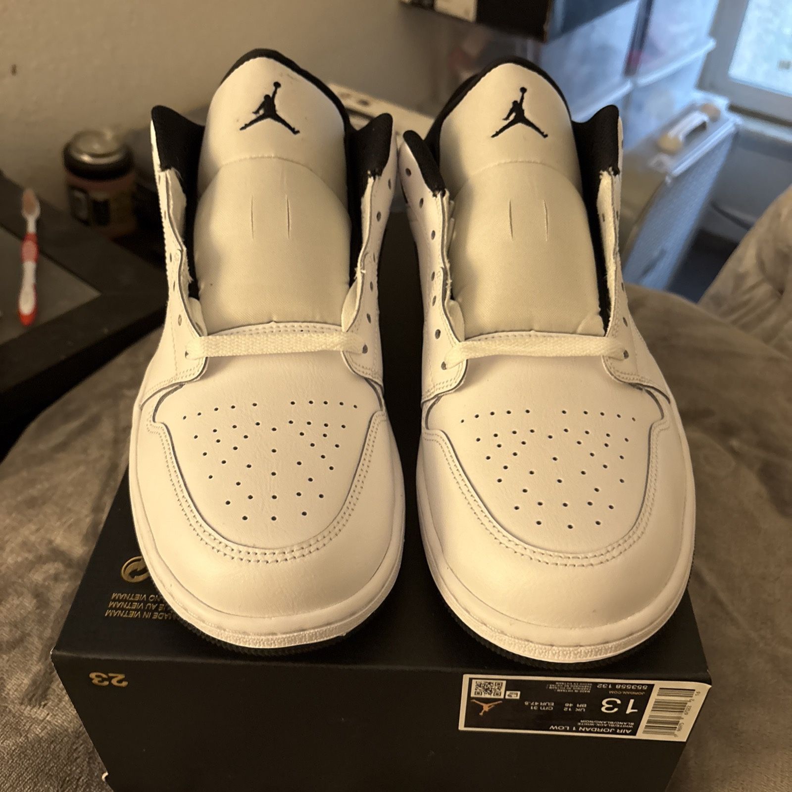 Nike Air Jordan 1 Low “Reverse Panda 🐼 “ Size 13