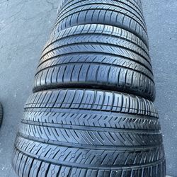 265/35/R21 And 245/35/R21 MICHELIN PILOT SPORT ALL SEASON 