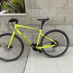 Specialized Sirrus Hybrid Bike 