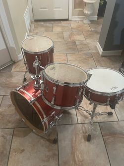 Sonor Bop 4-Piece Drum Kit – Red Sparkle – Jazz / Compact Drum Set