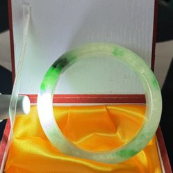 56mm(Grade A)Myanmar Natural Grade A Green Jadeite Jade Bangle+Certificate 
