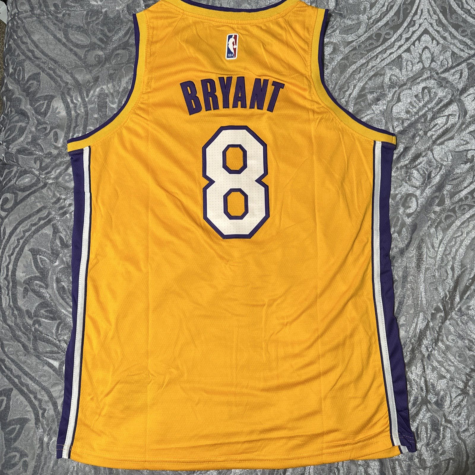 Kobe Bryant Jersey La Lakers Black Mamba 8 XL Yellow Gold for