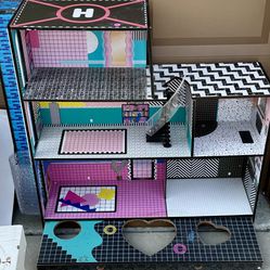 Doll House for LOL, maybe Barbies, too