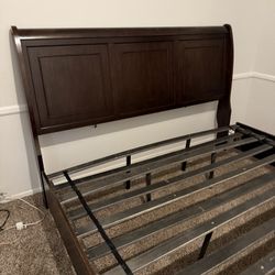 FREE KING SIZE BED FRAME 