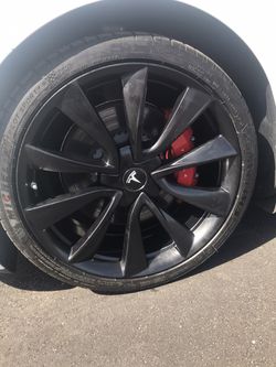 Black wheels powder coated and mounted and balanced