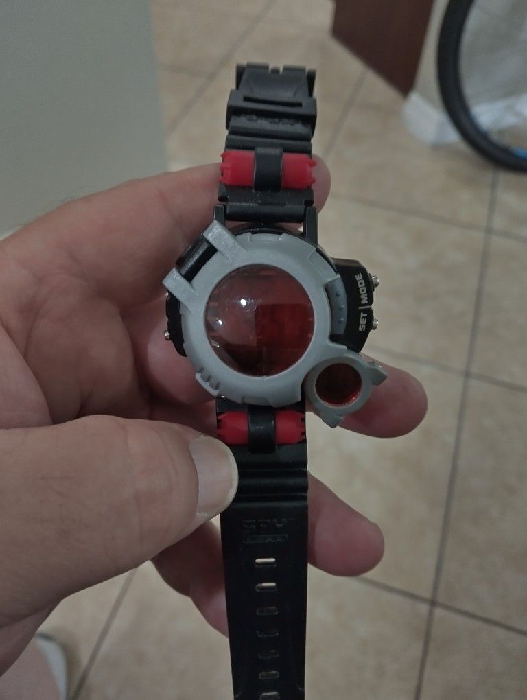 WILD PLANET SPY GEAR XP -6 SPY WATCH. BEAUTIFUL CONDITION.
