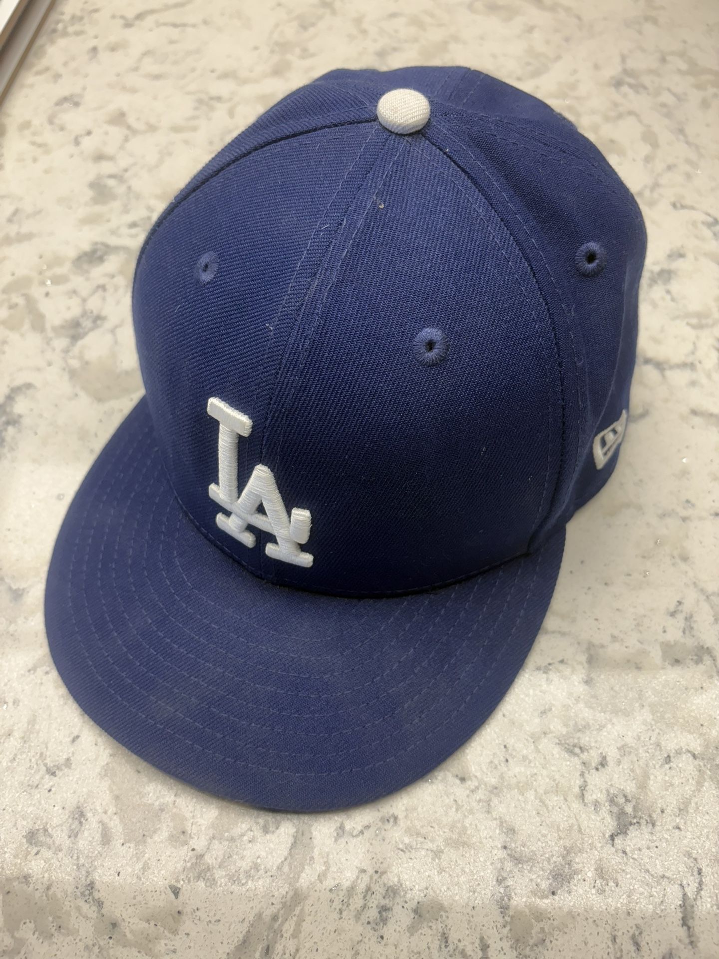 Pre Owned Good Condition NEW ERA LA Dodgers Cap 59 Fifty Size 7 3/8
