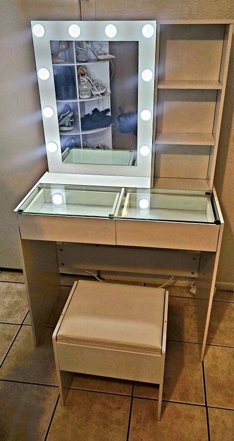 Vanity with Lights, Mirror & Storage Stool – Like New