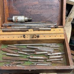 31 Pc.Set & Wooden Box