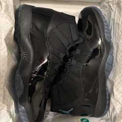 Jordan 11’s Gammas Size 10.5 M
