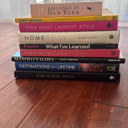 📕 Coffee Table Books