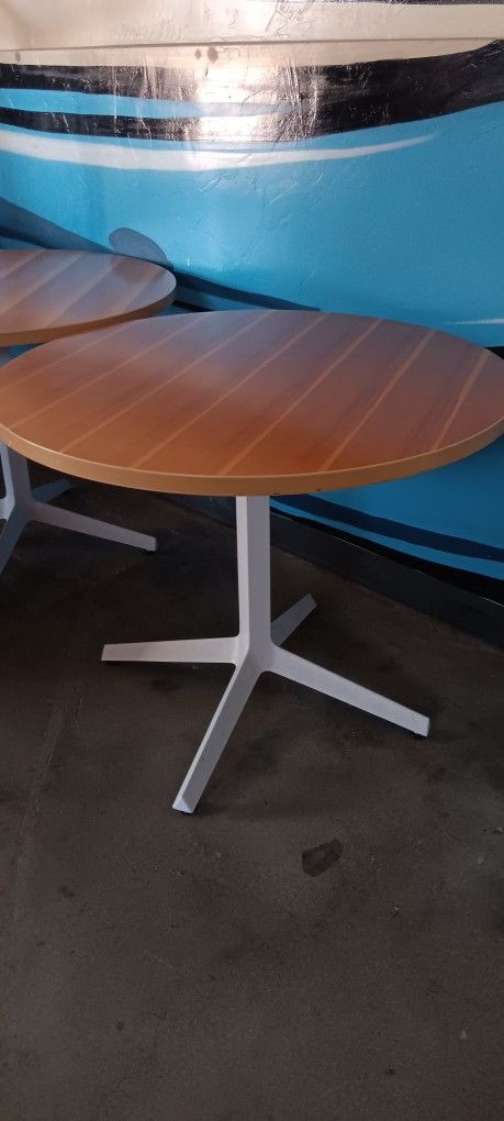 4 Round Tables Free Delivery