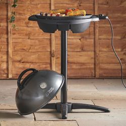 George Foreman GIO2000BK Indoor/Outdoor Electric Grill, 15-Serving, black