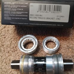 Campagnolo Record Pista cartridge bottom bracket
