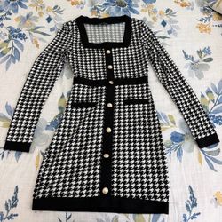 Women’s dress