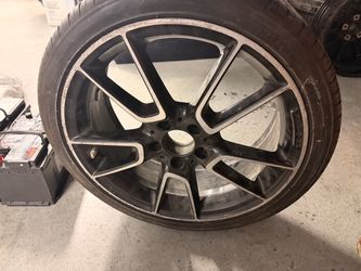 Mercedes-AMG 19-inch 5-twin-spoke wheels for the Mercedes-Benz C-Class 205