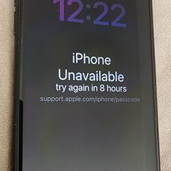 Iphone 8 Locked for Parts But Works........MAKE AN OFFER