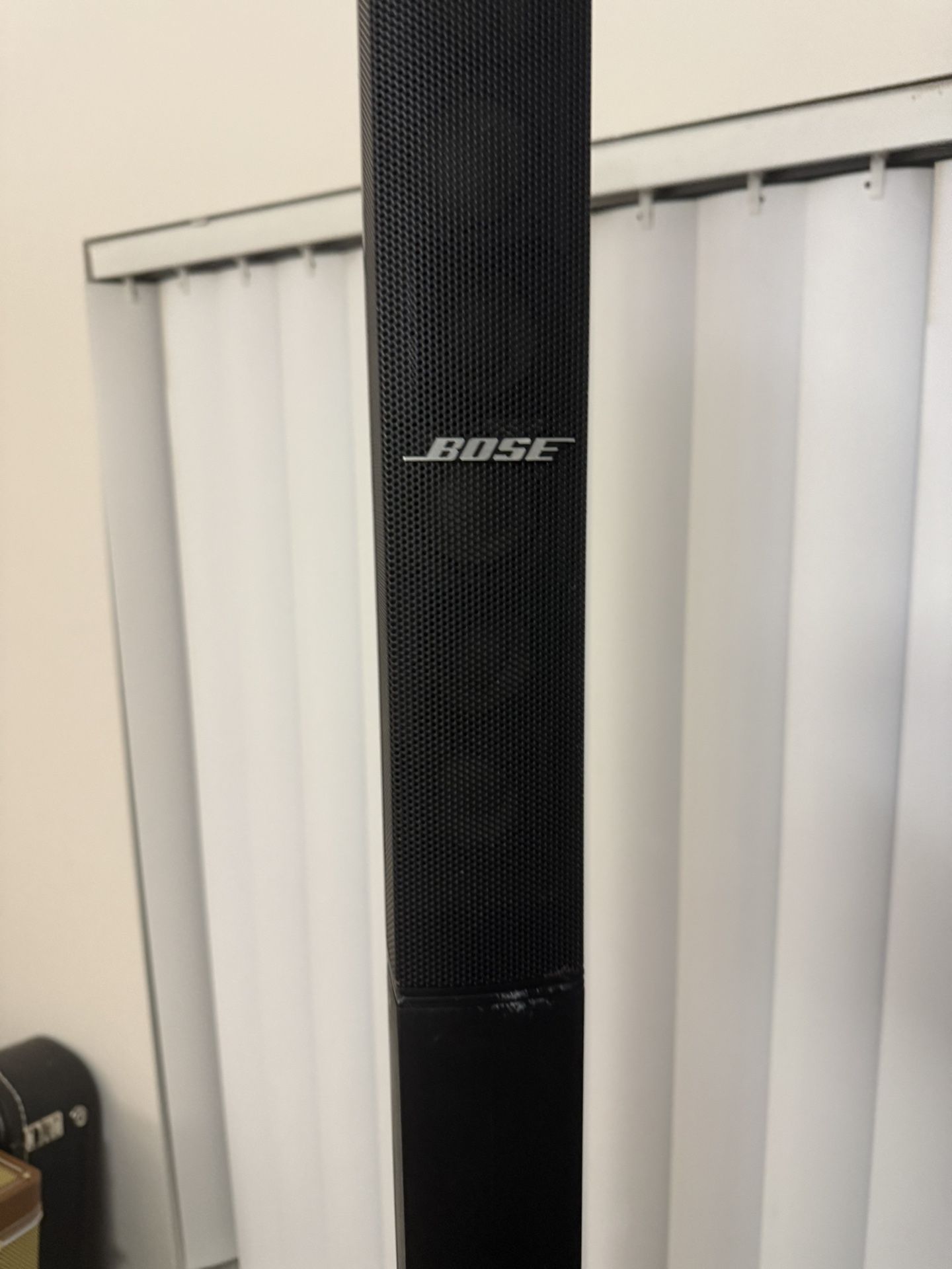 Bose L1 Compact