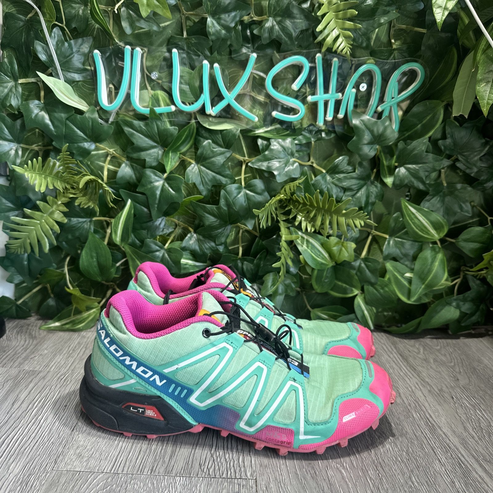 Salomon Speedcross 3 Trail Running Shoes Womens Sz 9 EU 41.5 Green Pink Hiking