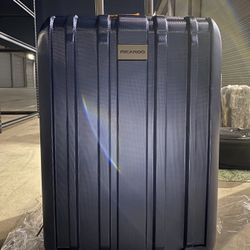 Ricardo Anaheim 20" Hardside Carry-On Spinner