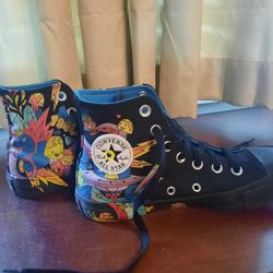 Converse Womens 6