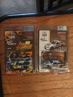 2001 NASCAR Dale Jarrett #88 1:64 die cast cars limited ed