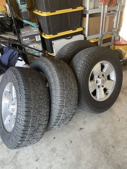 Toyota Tacoma Tire &Rims