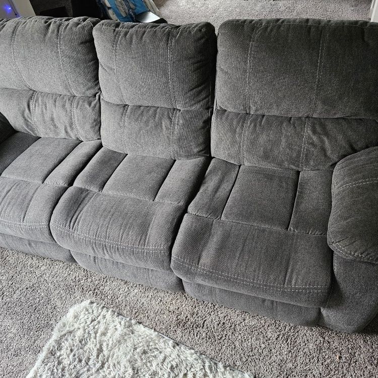 Gray Reclining Chairs