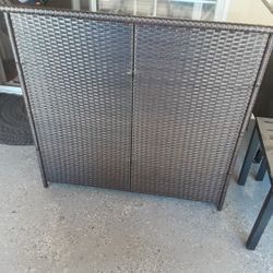 Bar Or Table 