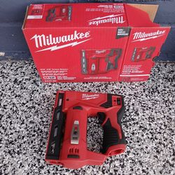 CROWN STAPLER MILWAUKEE M12 TOOL ONLY