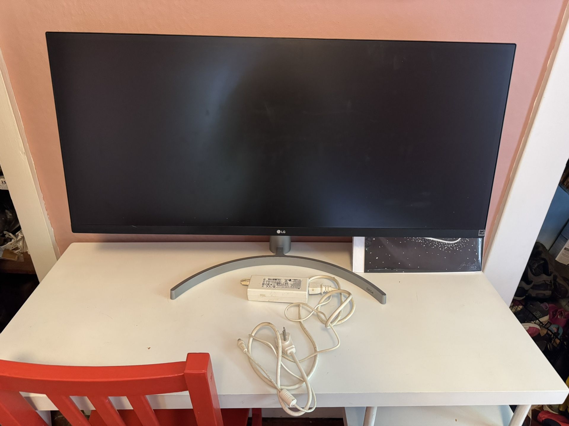 LG 34” WFHD Monitor