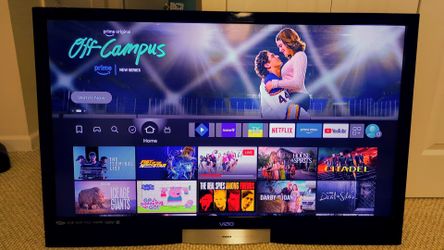 VIZIO 47" 1080p "Smart" HDTV W/ HD Streaming & Tilting Wall Mount (MSRP: $499 + $49)