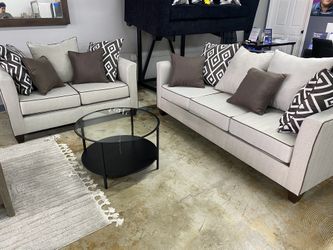New Sofá And Loveseat 