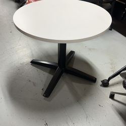 HON Breakfast Table